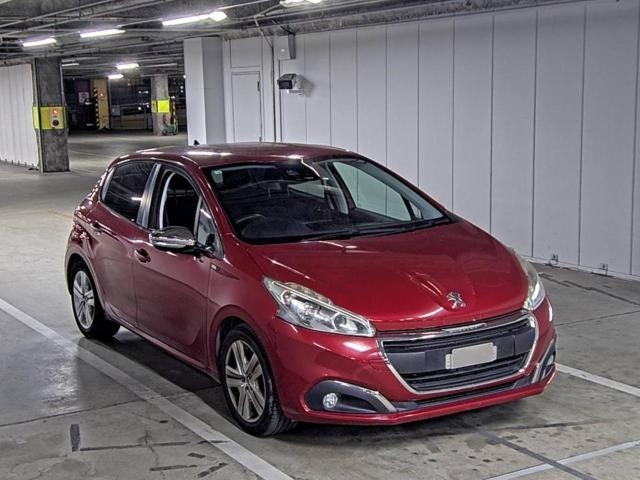 PEUGEOT 208 2016