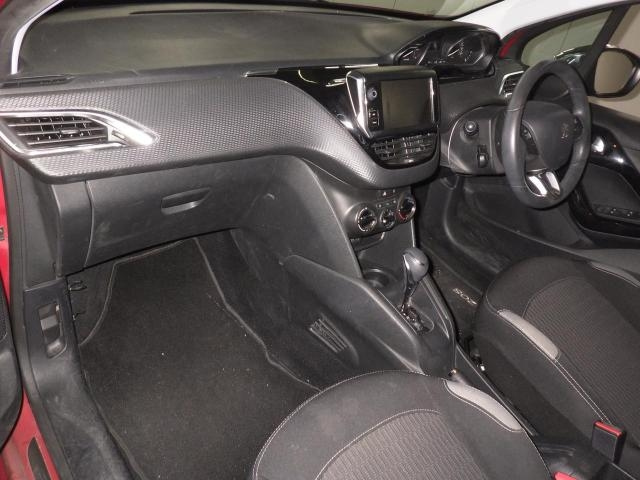 PEUGEOT 208 2016
