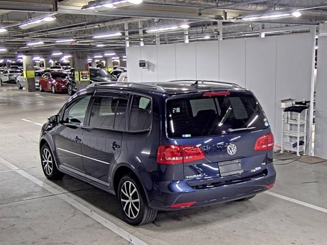 VOLKSWAGEN GOLF TOURAN 2013