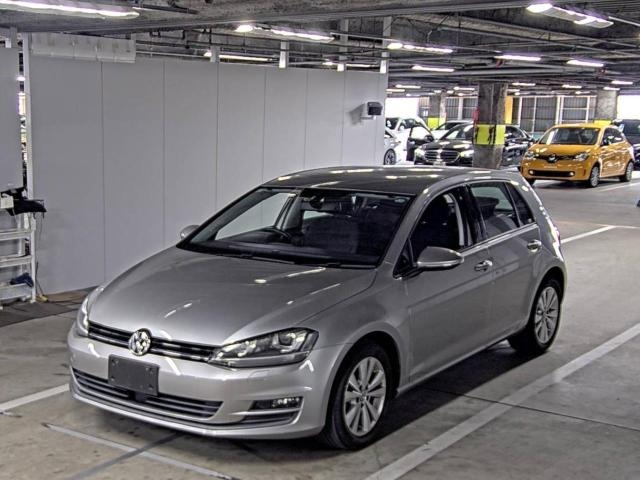 VOLKSWAGEN GOLF 2013