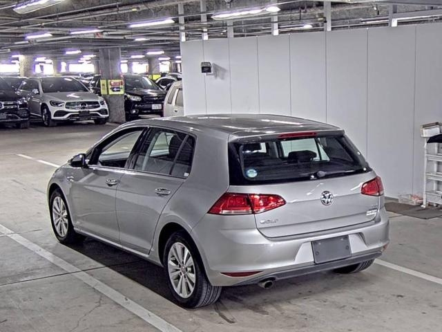 VOLKSWAGEN GOLF 2013