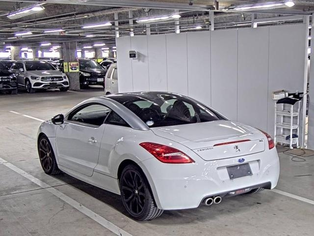 PEUGEOT RCZ 2012