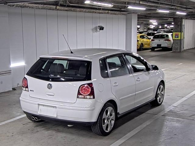 VOLKSWAGEN POLO 2009