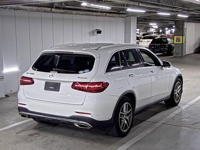 MERCEDES BENZ GLC CLASS 2016