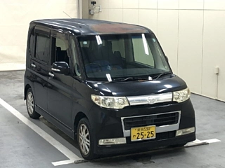 DAIHATSU TANTO 2009