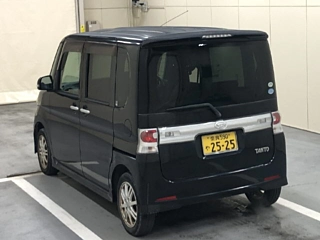 DAIHATSU TANTO 2009