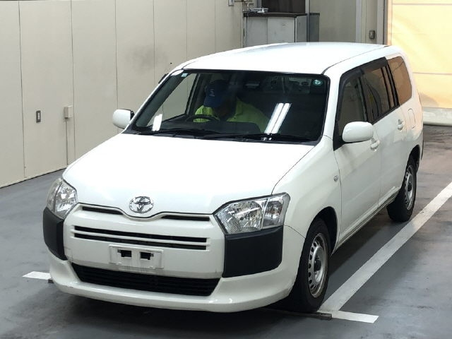 TOYOTA PROBOX 2016