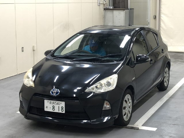 TOYOTA AQUA 2013