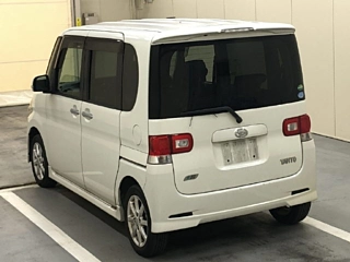 DAIHATSU TANTO 2012