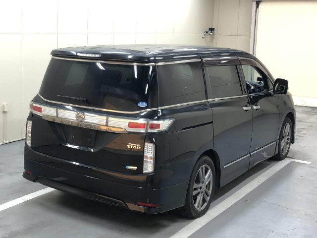 NISSAN ELGRAND 2012