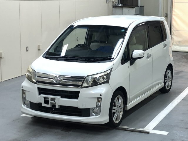 DAIHATSU MOVE 2014