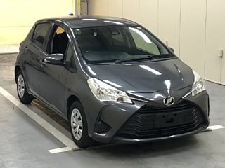 TOYOTA VITZ 2018