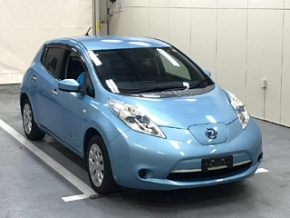 NISSAN LEAF 2016