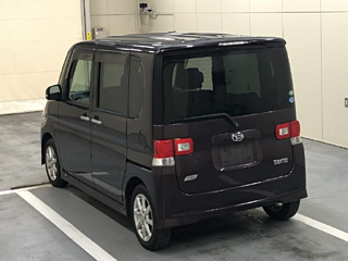 DAIHATSU TANTO 2013