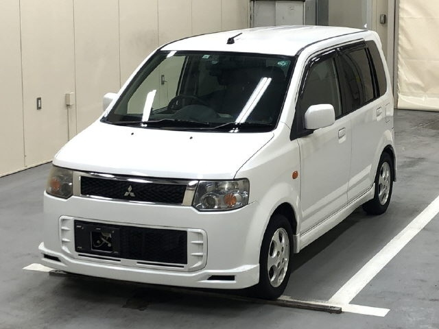 MITSUBISHI EK SPORTS 2009