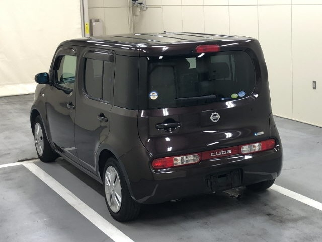 NISSAN CUBE 2010