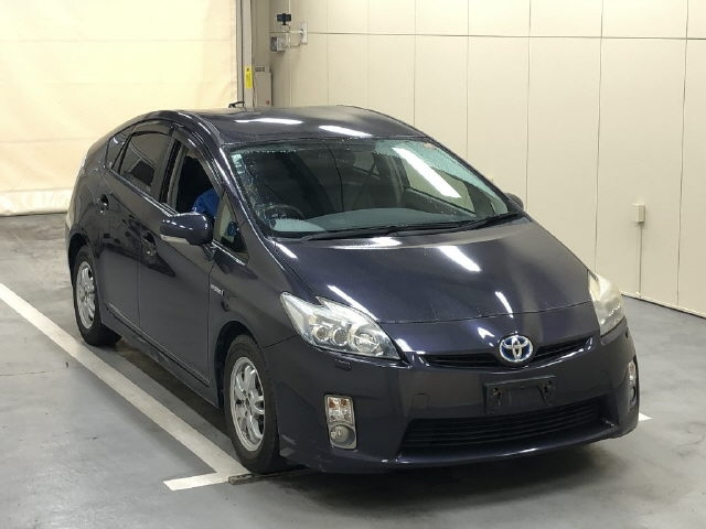 TOYOTA PRIUS 2011