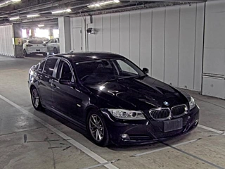 BMW 3 SERIES 2011