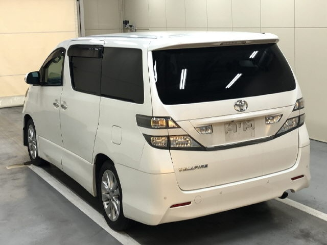 TOYOTA VELLFIRE 2009