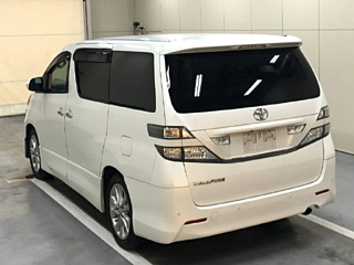 TOYOTA VELLFIRE 2009
