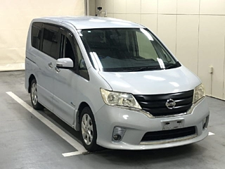 NISSAN SERENA 2013
