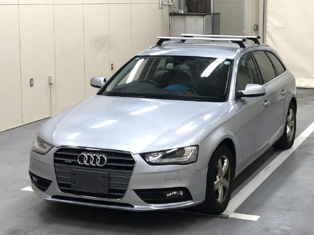 AUDI A4 2014