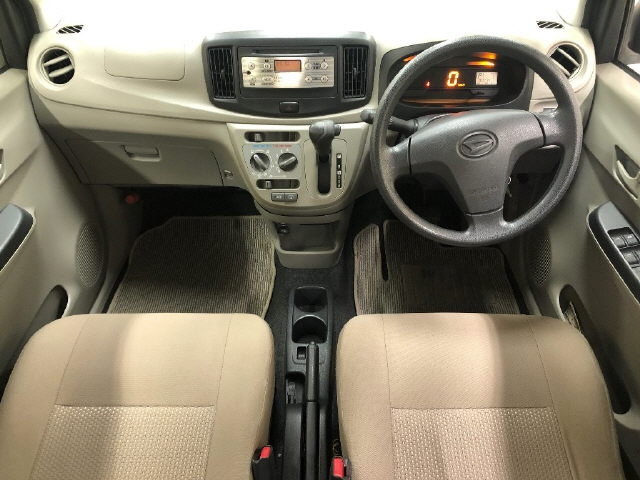 DAIHATSU MIRA E S 2012