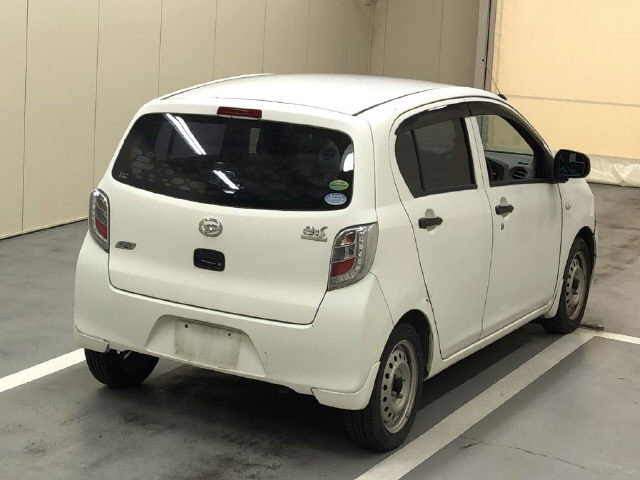 DAIHATSU MIRA E S 2013