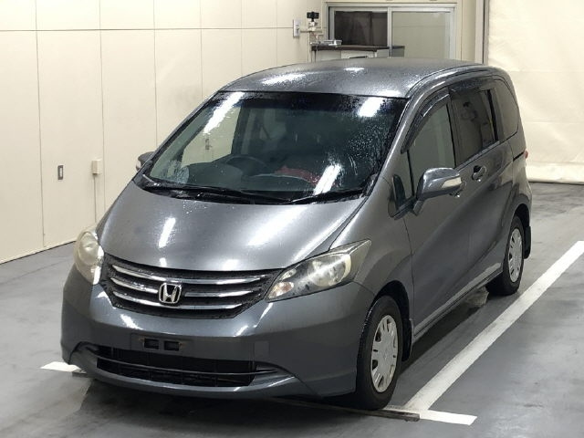 HONDA FREED 2011