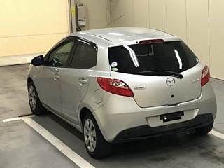 MAZDA DEMIO 2011