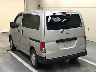NISSAN NV200 2013