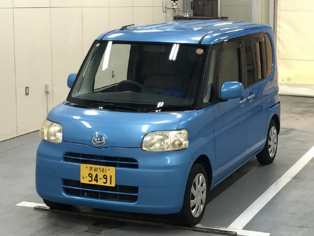 DAIHATSU TANTO 2013