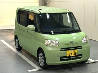 DAIHATSU TANTO 2013