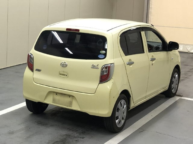 DAIHATSU MIRA E S 2011