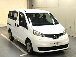 NISSAN NV200 2018