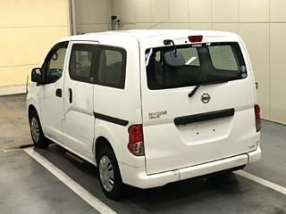 NISSAN NV200 2018