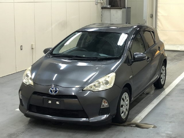 TOYOTA AQUA 2012
