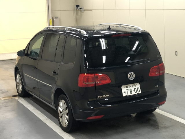 VOLKSWAGEN GOLF TOURAN 2011
