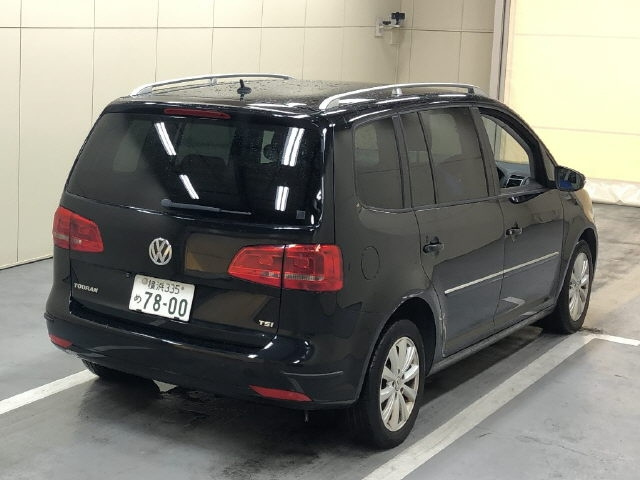 VOLKSWAGEN GOLF TOURAN 2011