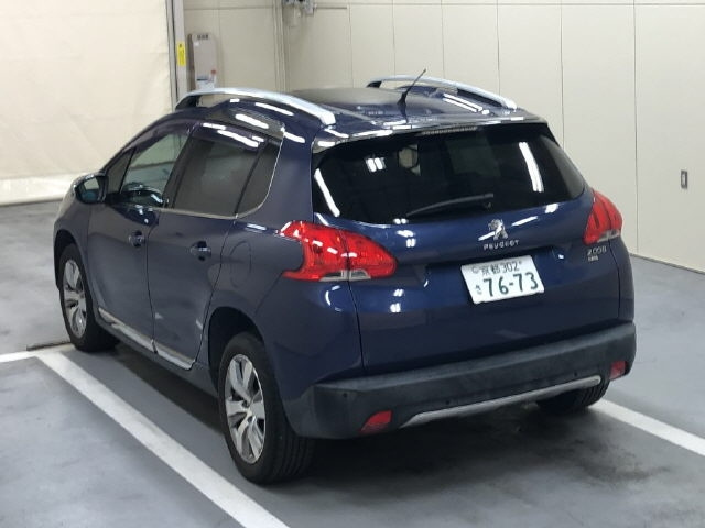 PEUGEOT 2008 2015