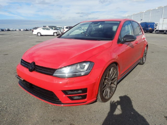 VOLKSWAGEN GOLF 2014