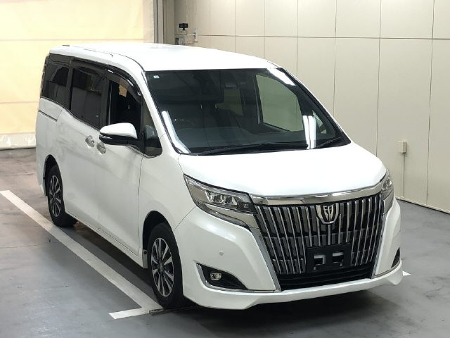 TOYOTA ESQUIRE 2018