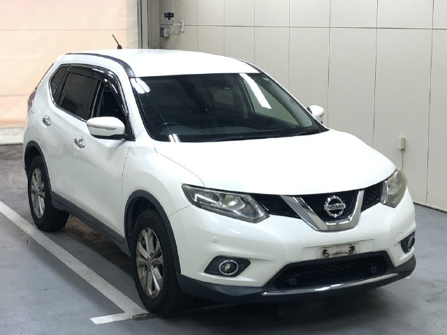 NISSAN X-TRAIL 2015