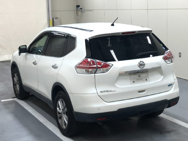 NISSAN X-TRAIL 2015