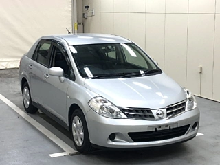 NISSAN TIIDA LATIO 2011