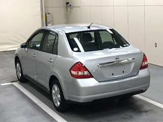 NISSAN TIIDA LATIO 2011