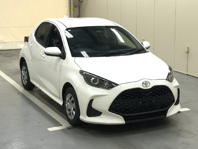 TOYOTA YARIS 2025