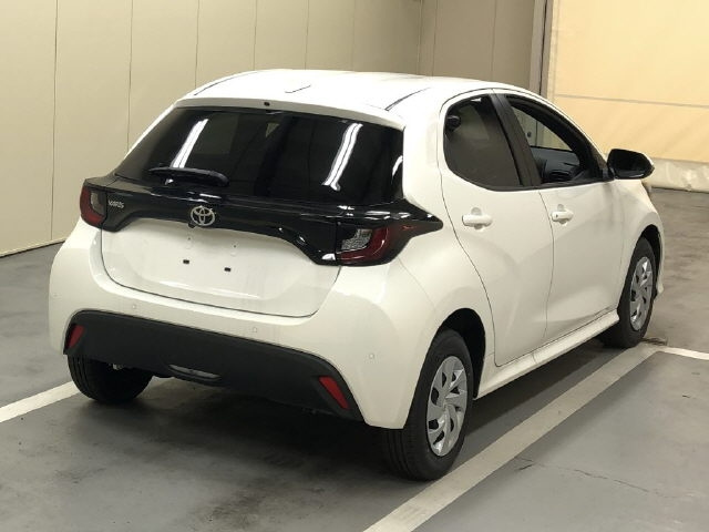 TOYOTA YARIS 2025