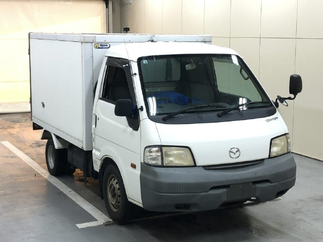 MAZDA BONGO 2010