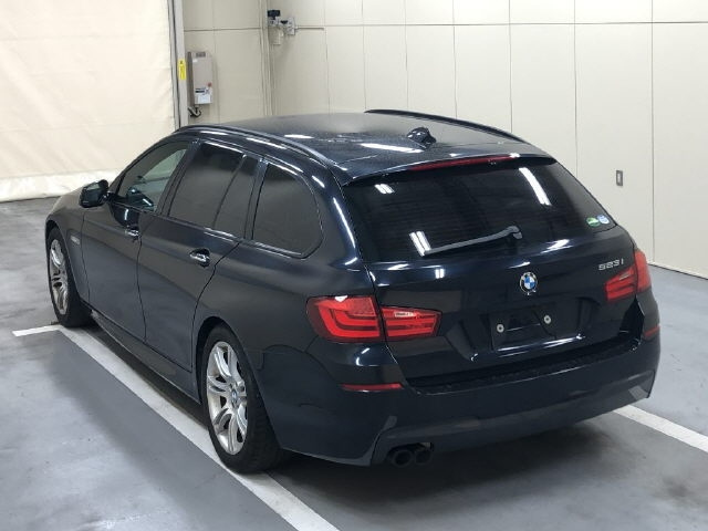BMW 5 SERIES 2013